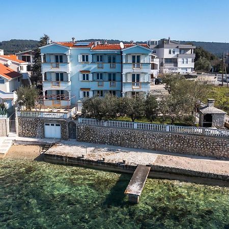 Apartments Seaside ビビニェ エクステリア 写真
