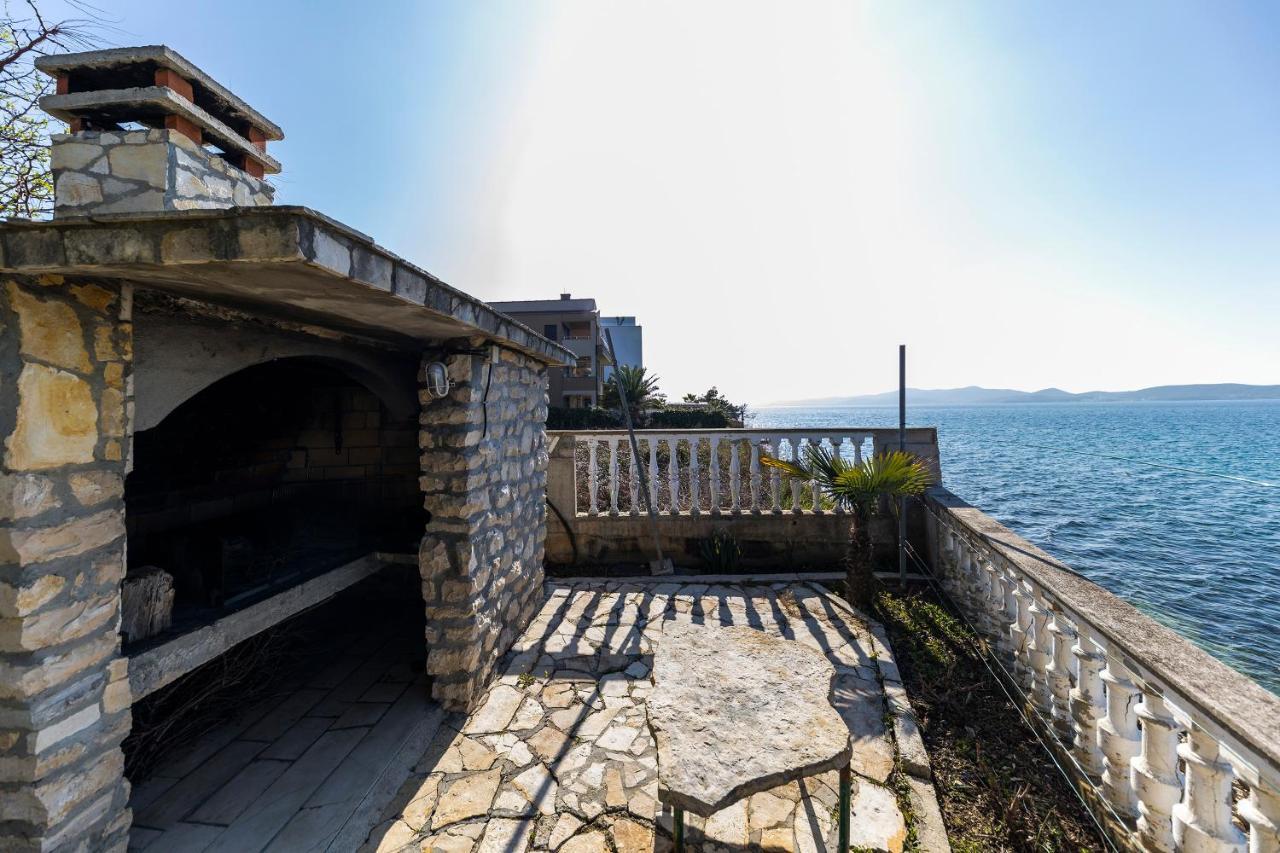 Apartments Seaside ビビニェ エクステリア 写真