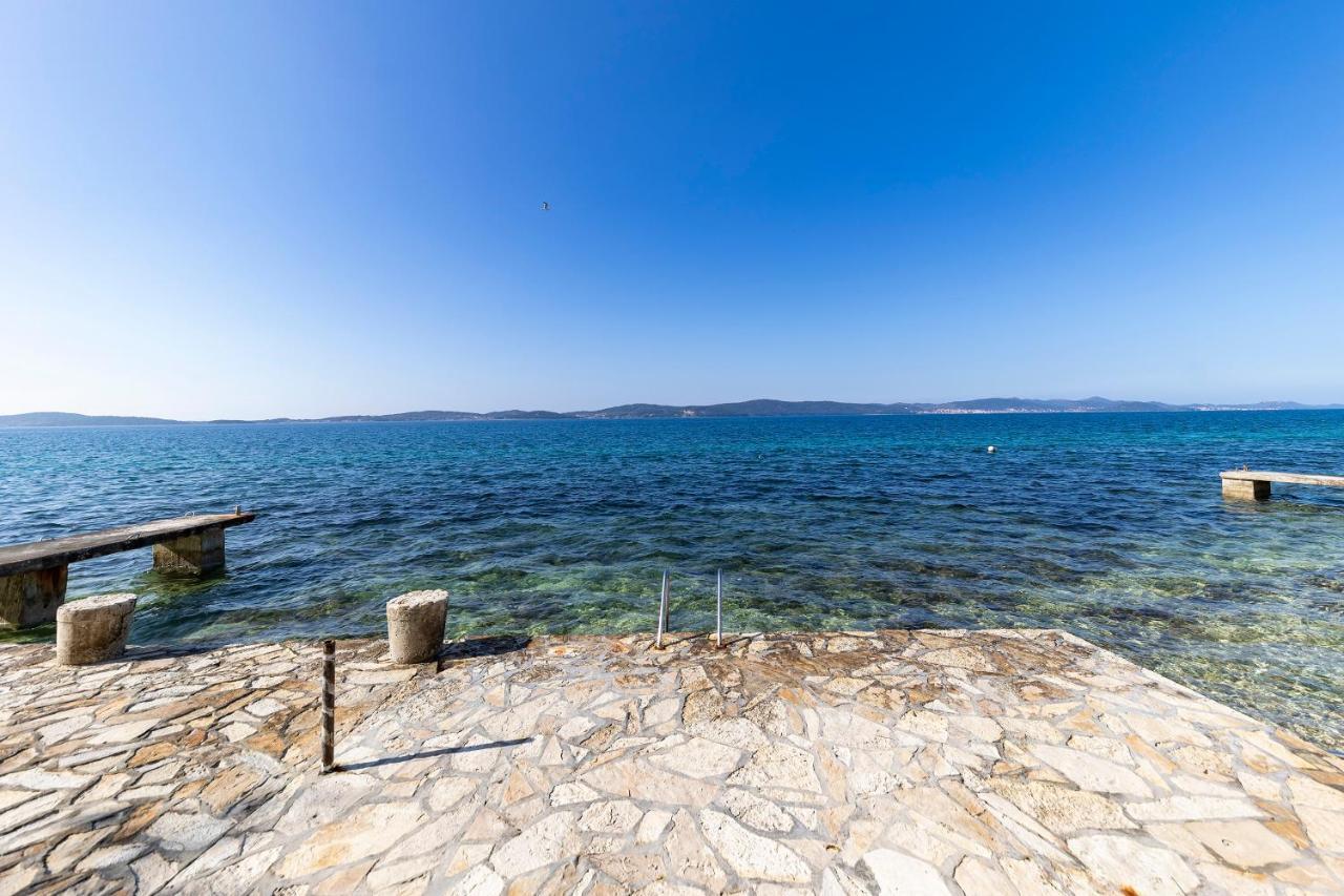 Apartments Seaside ビビニェ エクステリア 写真